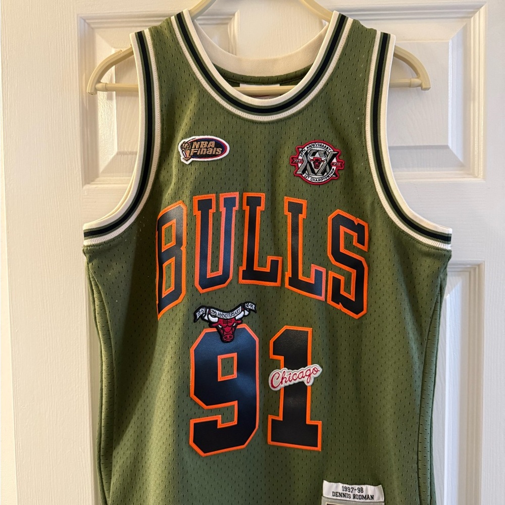 Chicago Bulls Olive Green Jersey
